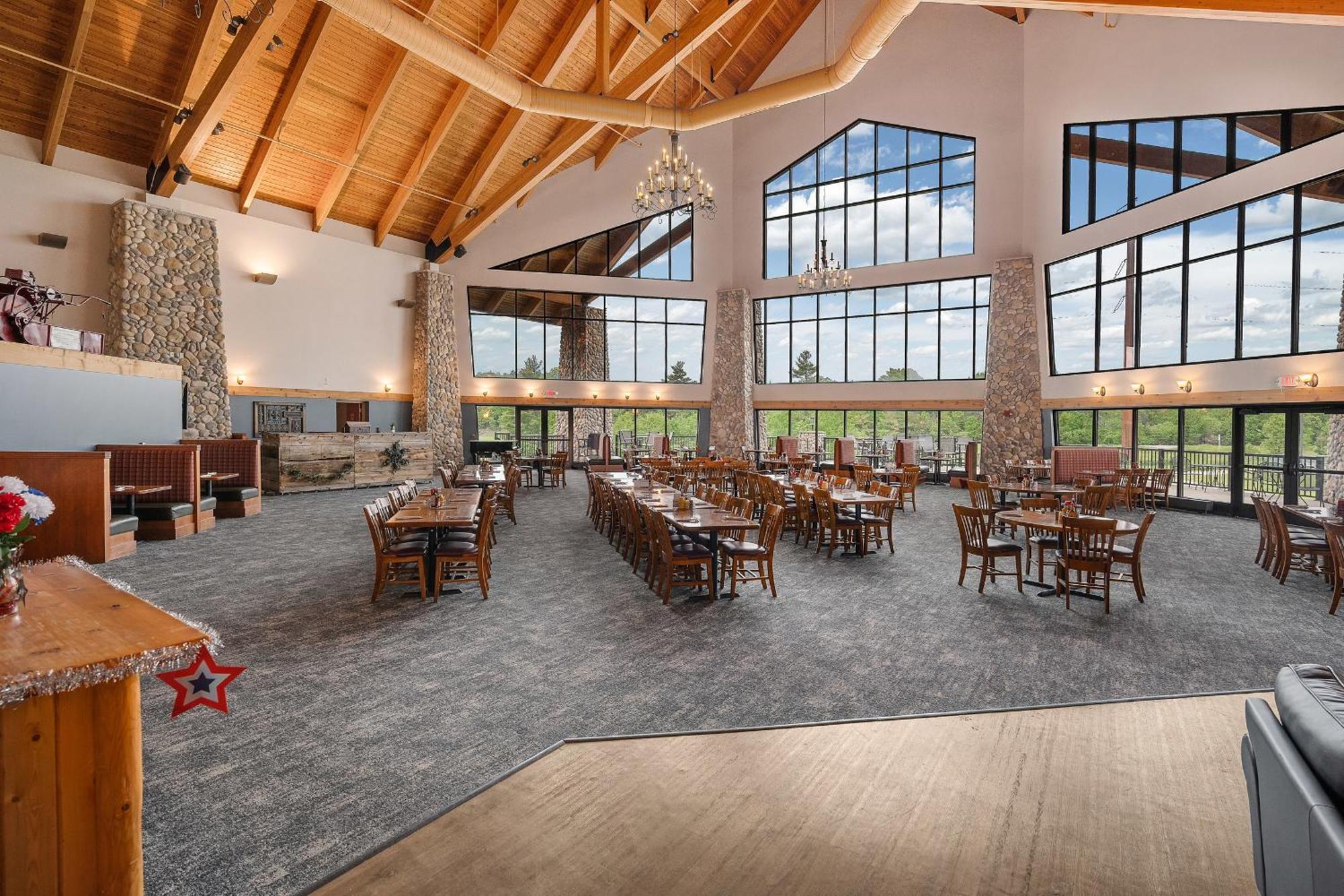 Three Bears Resort Waterpark Near Tomah Ascend Collection Warrens Exterior photo